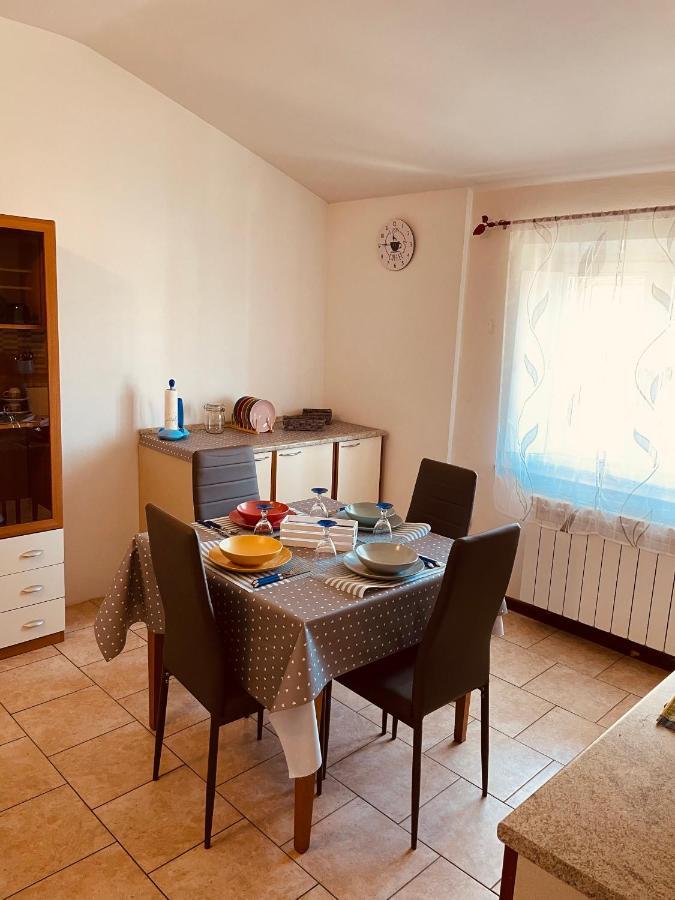 Casa Amelie Apartment Пескиера дел Гарда Екстериор снимка