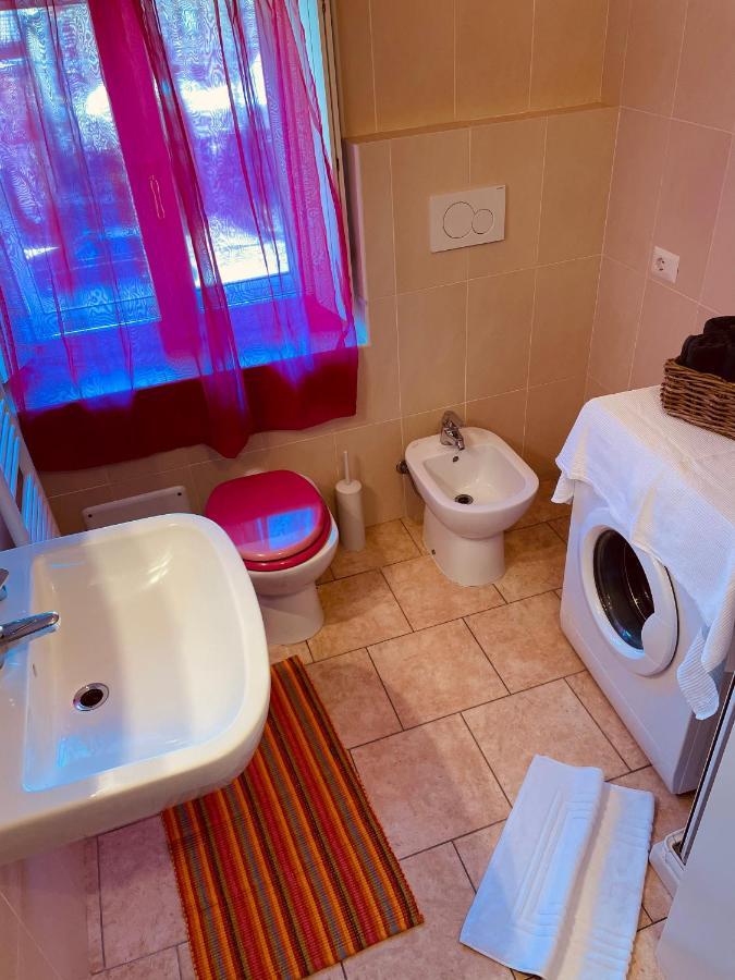 Casa Amelie Apartment Пескиера дел Гарда Екстериор снимка