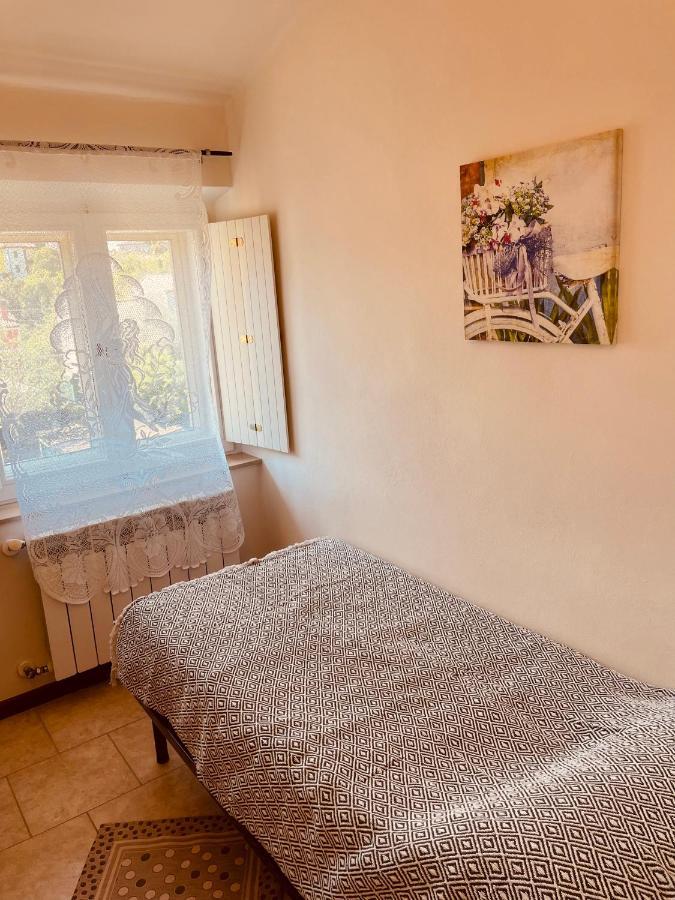 Casa Amelie Apartment Пескиера дел Гарда Екстериор снимка